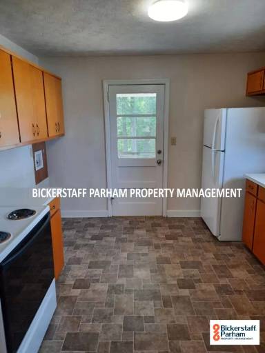 Main picture of 2621 Reese Rd