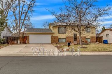 Main picture of 3247 S Idalia St