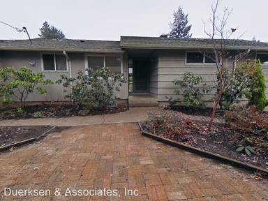 Main picture of 1239 NW Spring St