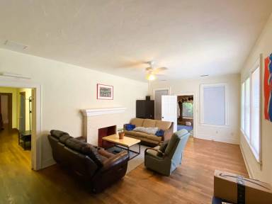 Main picture of 1714 NW 3rd Pl
