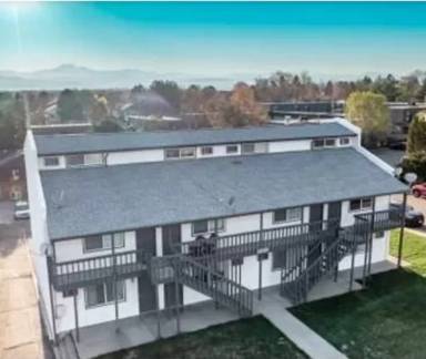 Main picture of 2229 Collyer St