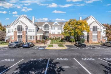 Main picture of 6522 Lake Park Dr