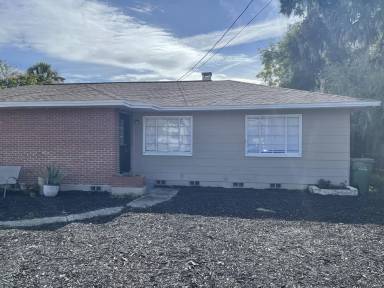 Main picture of 1513 W Main St