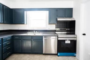 Main picture of 903 Doro Ln