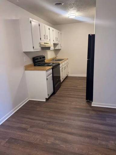 Main picture of 4301 S 6th St