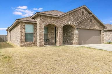 Main picture of 13612 Waco Ave