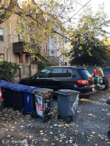 Main picture of 1753 Church St NW