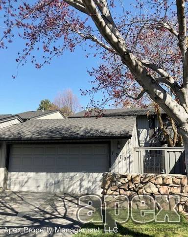 Main picture of 7270 W Cascade Dr