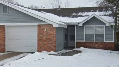 Main picture of 1409 E 21st Ter
