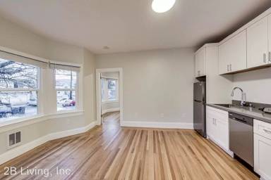 Main picture of 818 61ST St