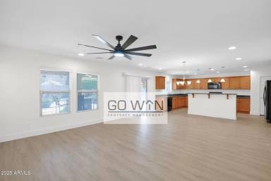 Main picture of 40911 W Tamara Ln