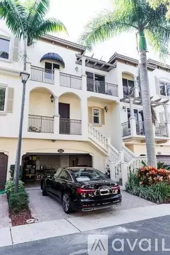 Main picture of 3135 Waterside Cir