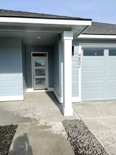 Main picture of 4851 Village View St
