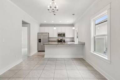 Main picture of 710 S 13th St