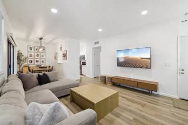 Main picture of 7104 Cross Creek Cir