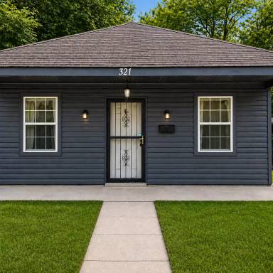 Main picture of 321 Carpenter St