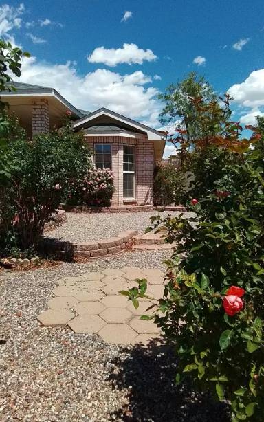 Main picture of 10411 San Gregorio Dr NW