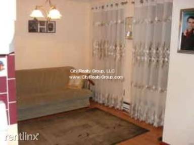 Main picture of 7 Cypress Rd
