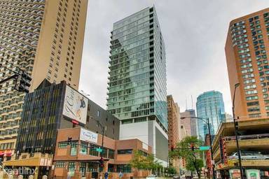 Main picture of 550 St. Clair Condo