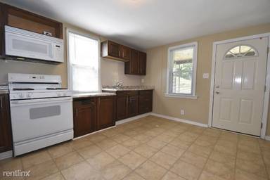 Main picture of 1021 Joseph St