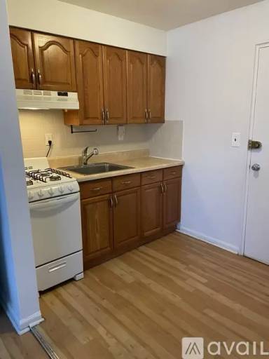 Main picture of 294 W Post Rd