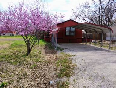 Main picture of 5427 Lake View Dr