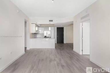 Main picture of Nine At Mary Brickell Village