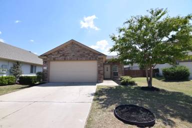 Main picture of 4700 Black Forest Ln