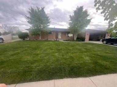 Main picture of 1963 W Lawrence Cir