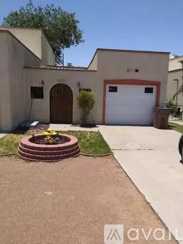 Main picture of 1354 S Esperanza St