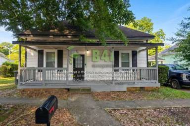 Main picture of 108 International St