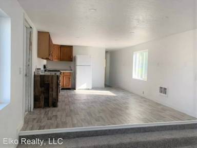 Main picture of 611 Gentry Pl