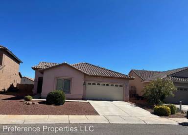 Main picture of 1025 Estancia Dr