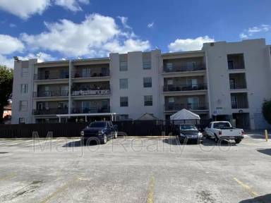 Main picture of 5625 W 20th Ave