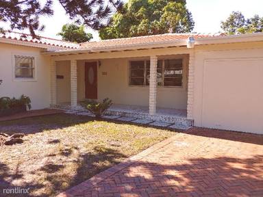 Main picture of 272 Shadow Way