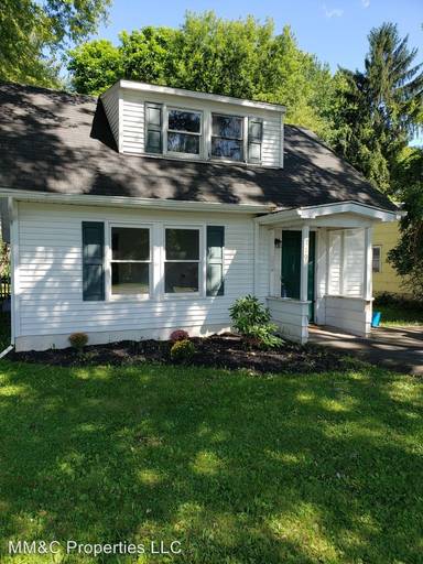 Main picture of 719 Matty Ave