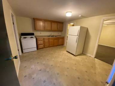 Main picture of 110 Southbridge Rd
