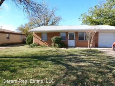 Main picture of 2102 N Mockingbird Ln