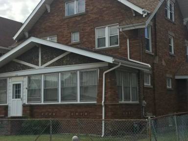 Main picture of 1046 W 26th St