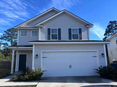 Main picture of 597 Fairview Cir