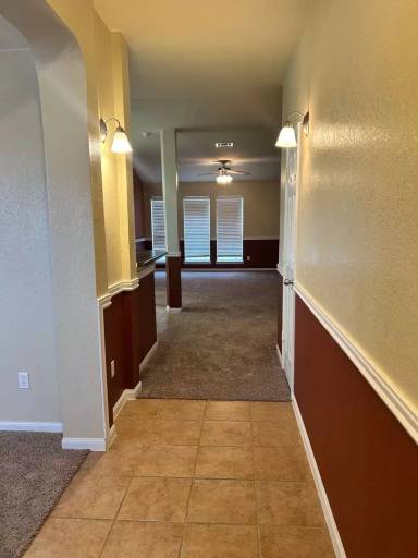 Main picture of 215 Ponderosa Dr