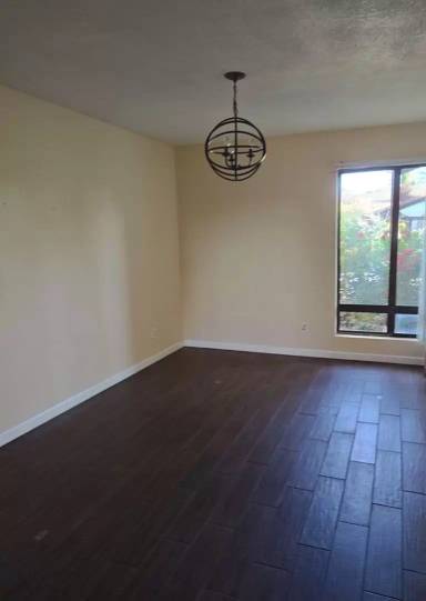 Main picture of 1607 Jade Ct