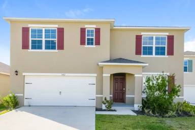 Main picture of Kinsman Pointe Community