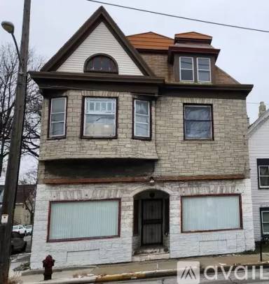 Main picture of 2268 S 17th St