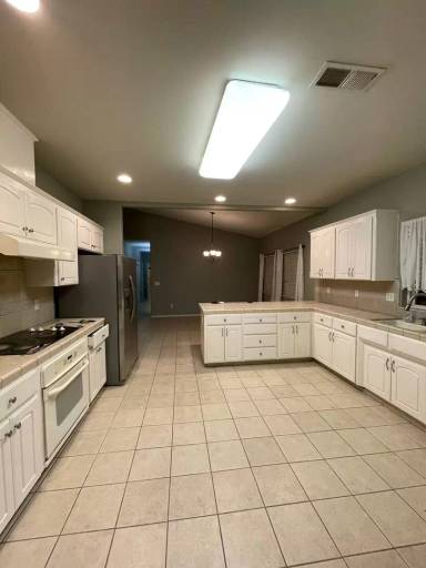 Main picture of 1615 Camino Ln
