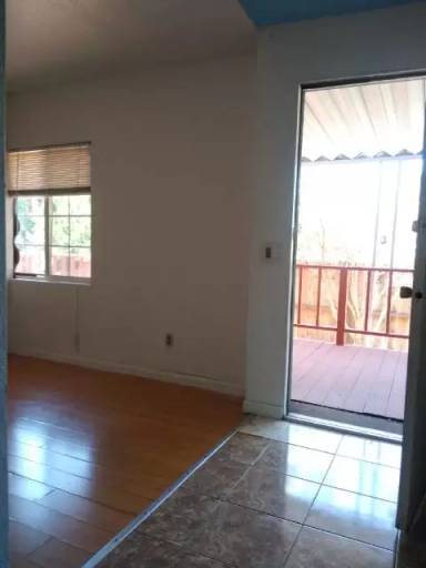 Main picture of 443 Los Encinos Ave