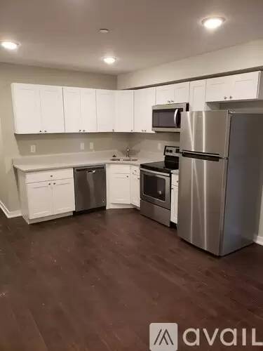 Main picture of 1409 W Jefferson St