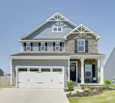 Main picture of 9355 Lakeside St