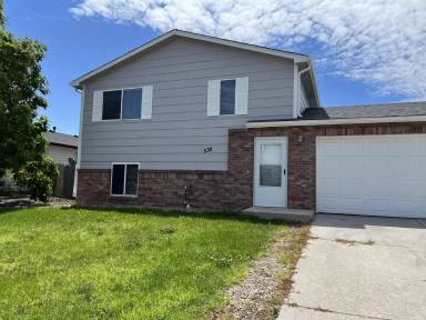 Main picture of 538 E 25th Street Rd
