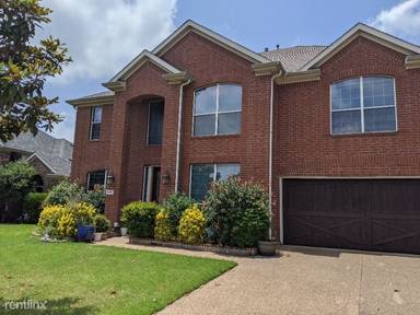 Main picture of 5685 Crimson Oaks Dr